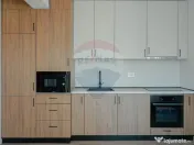 Apartament de închiriat cu 2 camere și parcare, ultrace... 