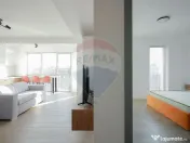 Apartament de închiriat cu 2 camere și parcare, ultrace... 