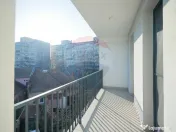 Apartament de închiriat cu 2 camere și parcare, ultrace... 