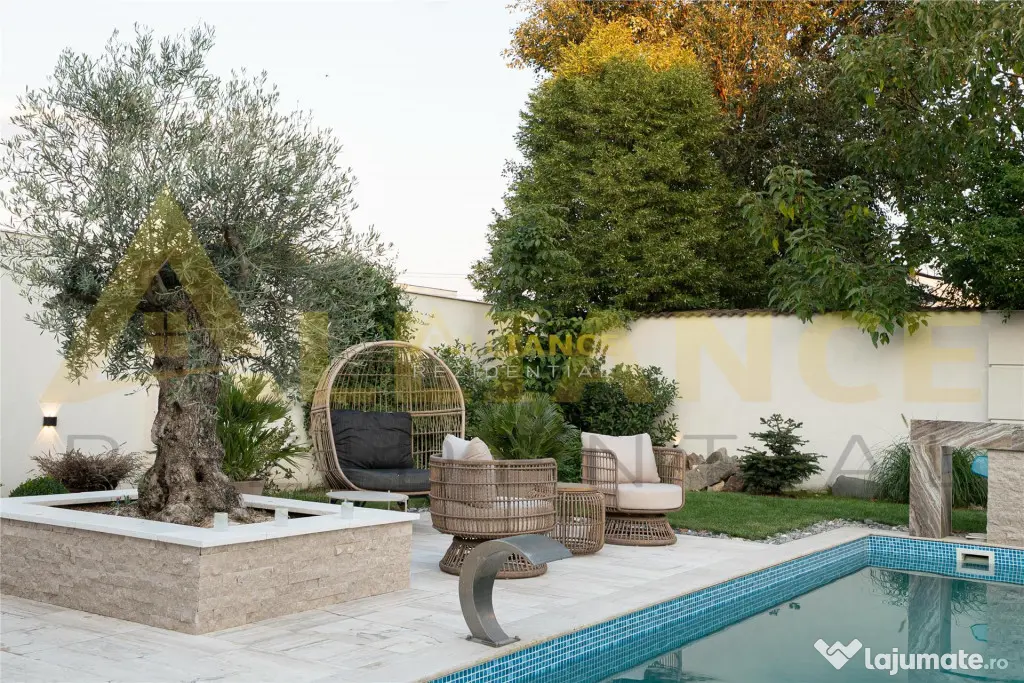 Vila Impresionanta cu Piscina Privata si Gradina de 850 mp i