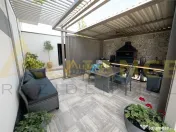 Vila Impresionanta cu Piscina Privata si Gradina de 850 mp i 