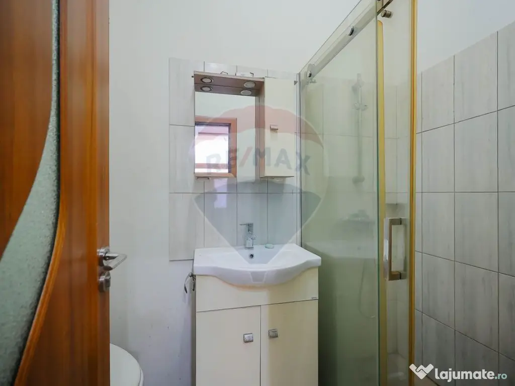 Apartament cu 2 camere, de vânzare în zona Ultracentral