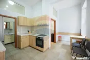 Apartament cu 2 camere, de vânzare în zona Ultracentral 