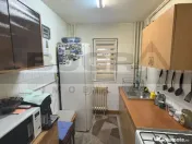 Apartament 3 camere, 50 mp, boxa, zona Aleea Retezat 