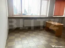 Spațiu de birou, 25 mp, zona P-ța 1 Mai