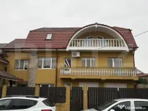 Casă ultracentrală, 2 apartamente, 110 mp, zona Ultracentr