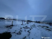 Teren intravilan, 5500 mp, utilitatile la front