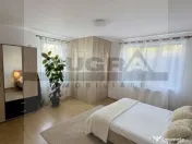 Apartament 3 camere, 63 mp, parcare, zona Vivo 