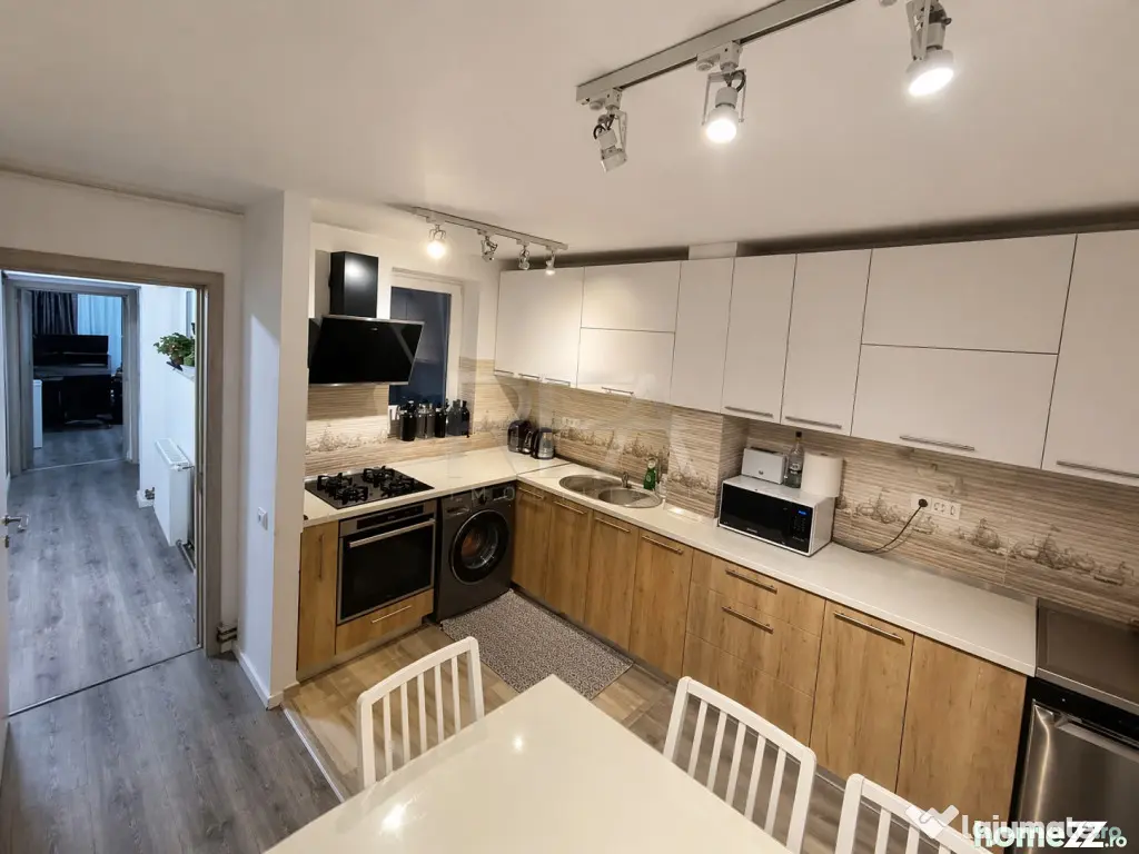3 camere Colentina decomandat, centrală, inst. schimb., par