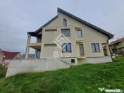 Casă individuală cu demisol, parter și etaj – 273.56mp 