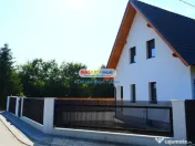 PENTRU PRETENTIOSI vila ultramoderna finisata integral 