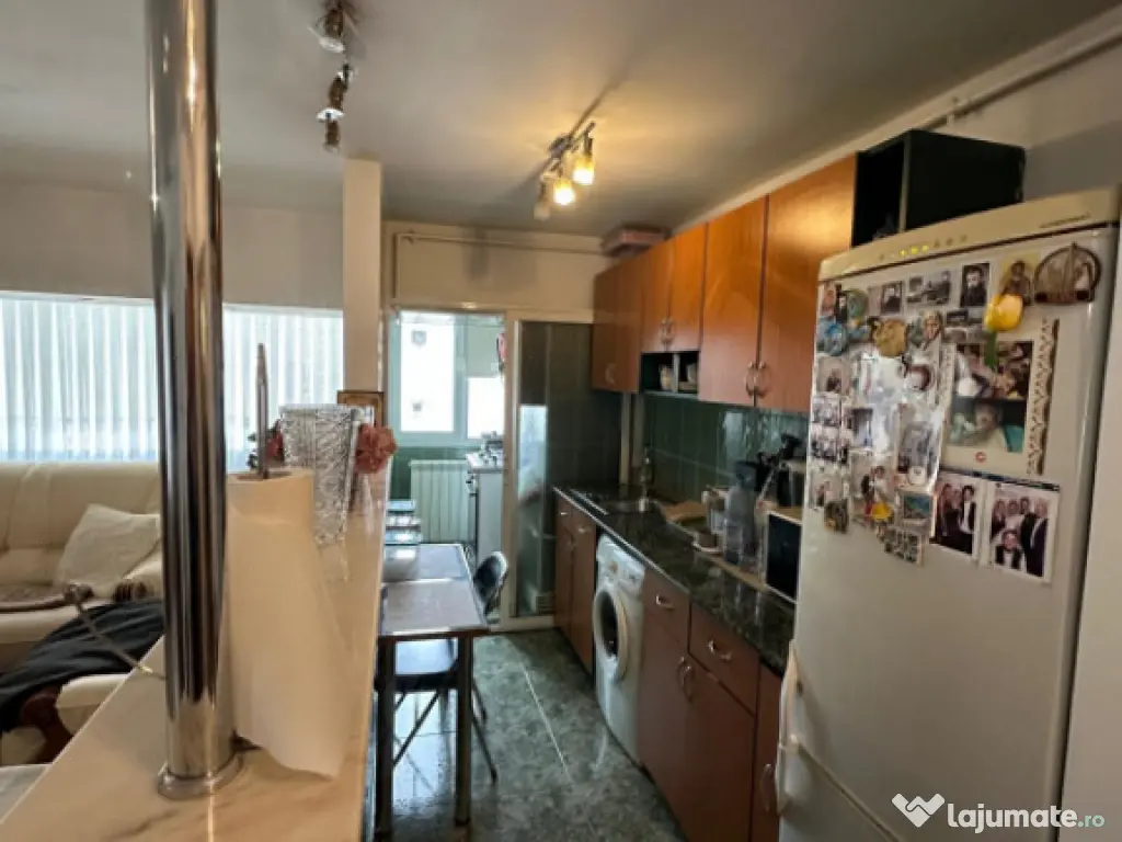Apartament 3 camere, vedere bilaterală – Zona Trocadero,