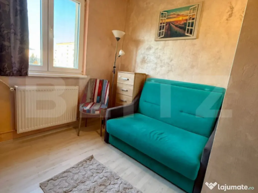 Camera de camin cu baie proprie + loc de parcare