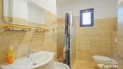 Parter de casă cu curte proprie si terasa | Dambul Morii... 