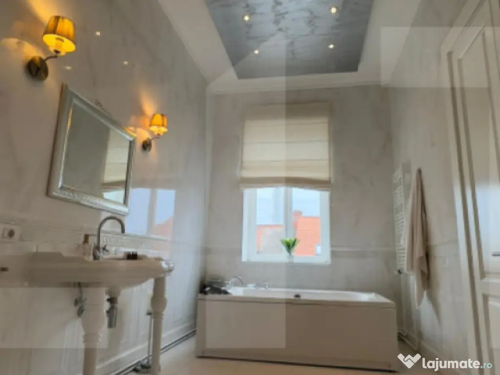 Apartament 3 camere, 129 mp, Central