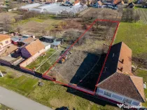 Teren curti-constructii 1295 mp de vanzare in Siria, Arad