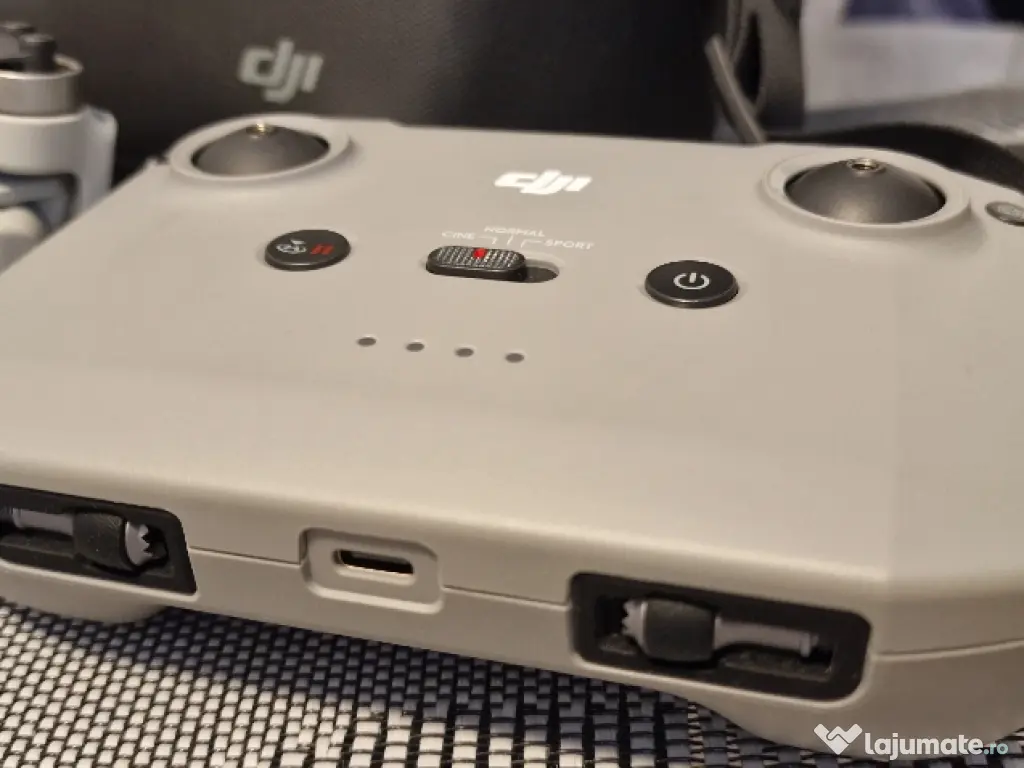 Drona DJI mini 2