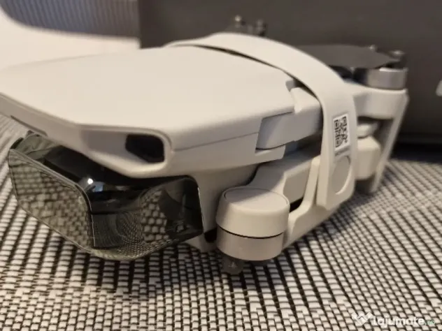 Drona DJI mini 2