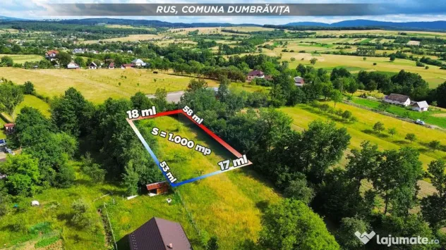 Teren intravilan cu priveliste de vanzare in Rus