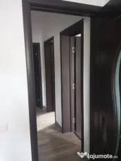 Vânzare apartament 2 camere -Tractorul | Parcare | Luminos 