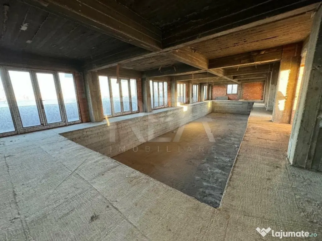 Refugiu Urban Vedere Panoramică pe Malul Lacului Morii