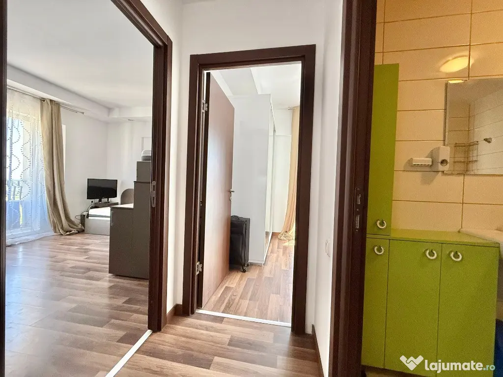 COSMOPOLIS - Apartament 3 camere, vedere panoramica spre lac