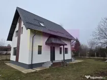 Vila de vanzare cu 4 camere in Brebu