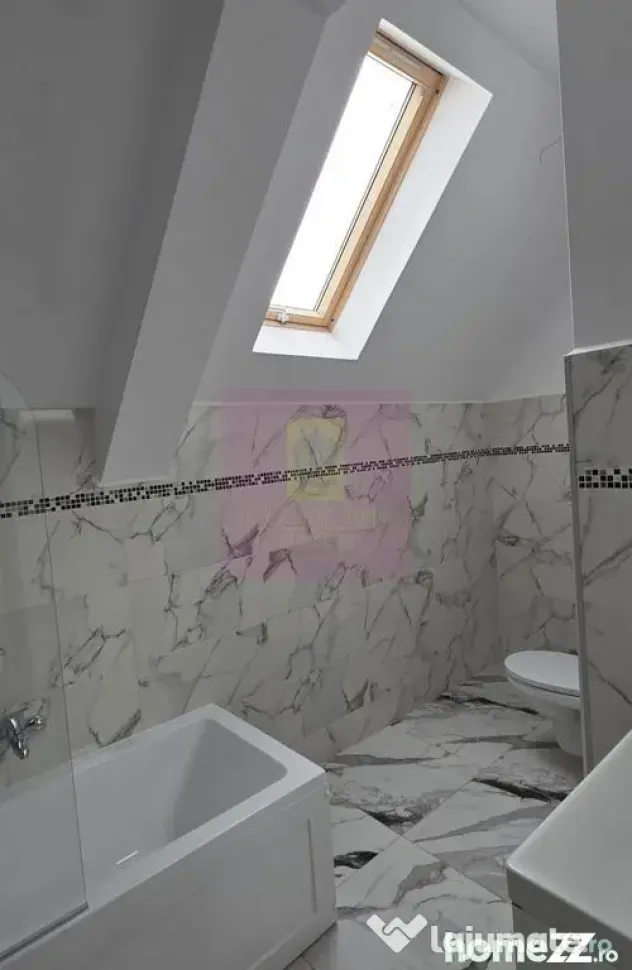 Vila de vanzare cu 4 camere in Brebu