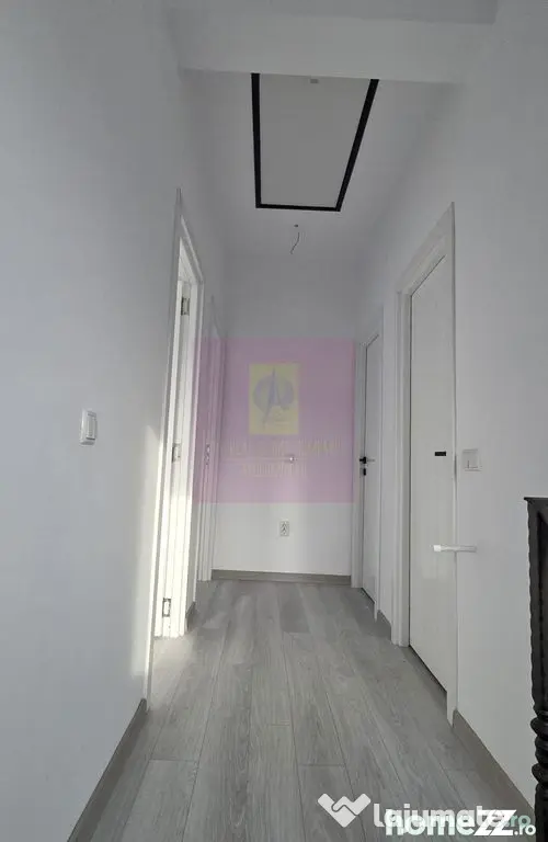 Vila de vanzare cu 4 camere in Brebu