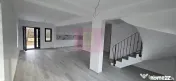 Vila de vanzare cu 4 camere in Brebu 