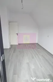 Vila de vanzare cu 4 camere in Brebu 