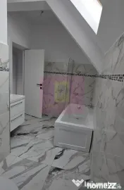 Vila de vanzare cu 4 camere in Brebu 