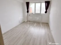 3 camere Pantelimon decomandat, an 1977, 74 mp