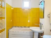 Apartament 2 camere,etaj 1, cu boxa, mobilat si utilat,zona Carrefour 
