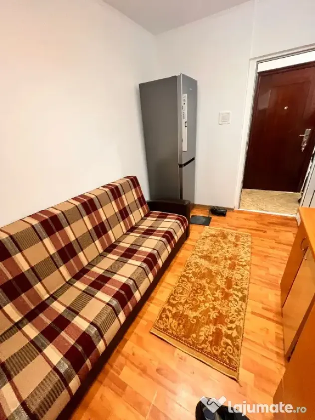 Ap. 3 cam decomandat - Alexandru cel Bun, centrală termică, mobilat și