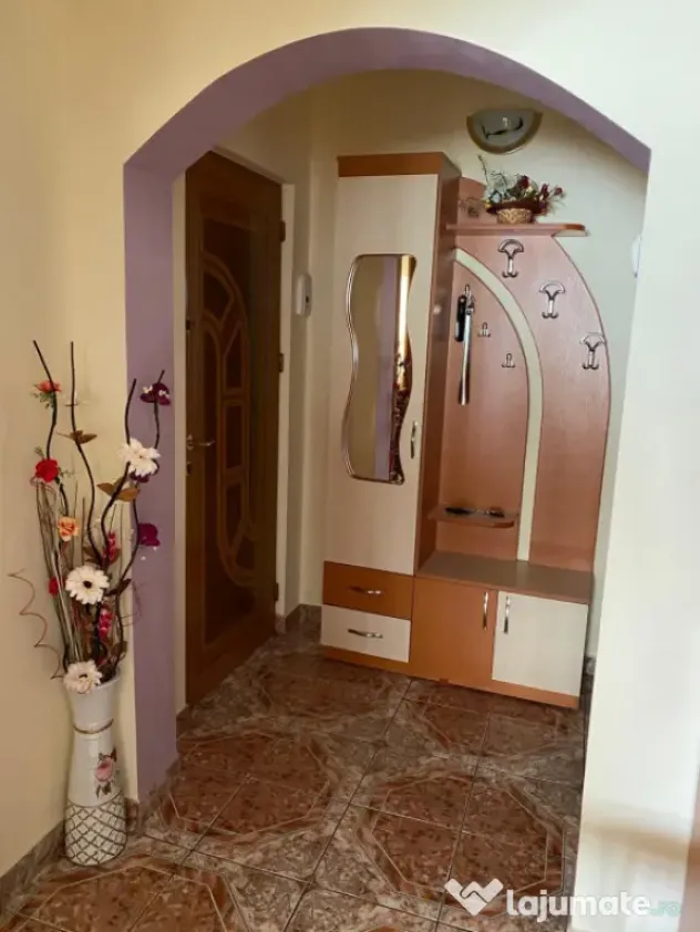 Etaj 1. Apartament 2 camere confort 1 , Progresu, mobilat.