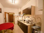 Mamaia, central, 3 camere decomandate lux, 130 mp 