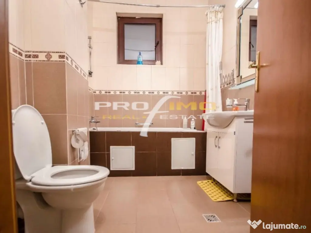 Mamaia, central, 3 camere decomandate lux, 130 mp