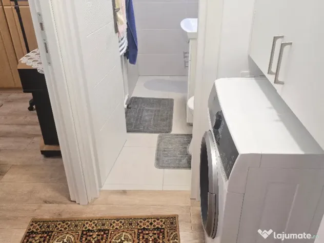 Vand apartament 2 camere, Deva, zona Maxa, etaj 1, mobilat, parcare