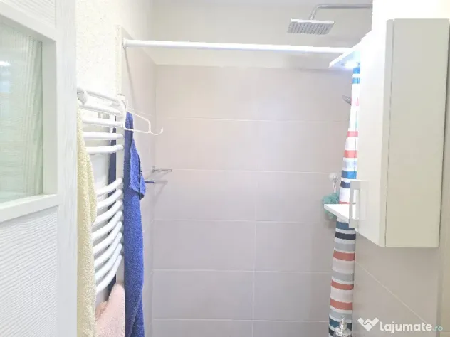 Vand apartament 2 camere, Deva, zona Maxa, etaj 1, mobilat, parcare