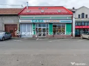 Spațiu comercial, hala, si un penthouse în centrul Arad... 