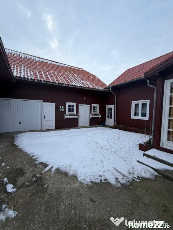 Casa spatioasa , teren 3300 mp, Dornesti - Dornesti (Suceava)