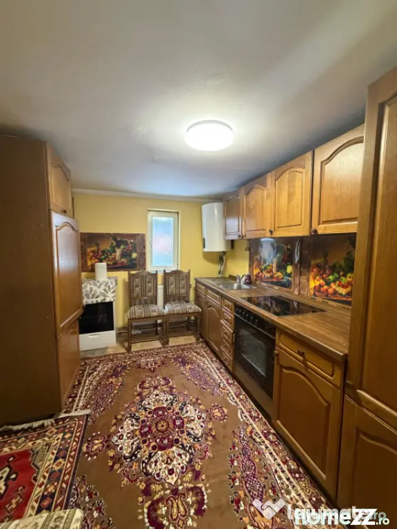 Casa spatioasa , teren 3300 mp, Dornesti - Dornesti (Suceava)