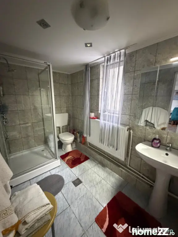Casa spatioasa , teren 3300 mp, Dornesti - Dornesti (Suceava)