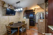 Apartament cu 3 camere de închiriat în zona Podgoria 