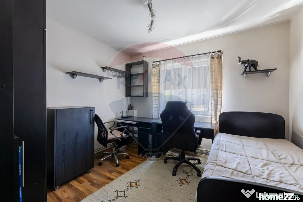 Apartament cu 3 camere de închiriat în zona Podgoria