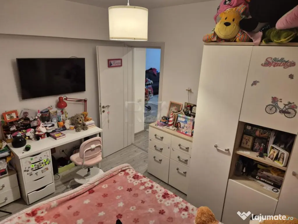 3 camere, et 2/8, boxa, 83mp-13 Septembrie, Marriott