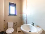 Casă / Vila de vanzare in Tunari, centru, parc, autobuz,... 