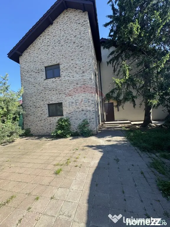 Casă / Vila de vanzare in Tunari, centru, parc, autobuz,...