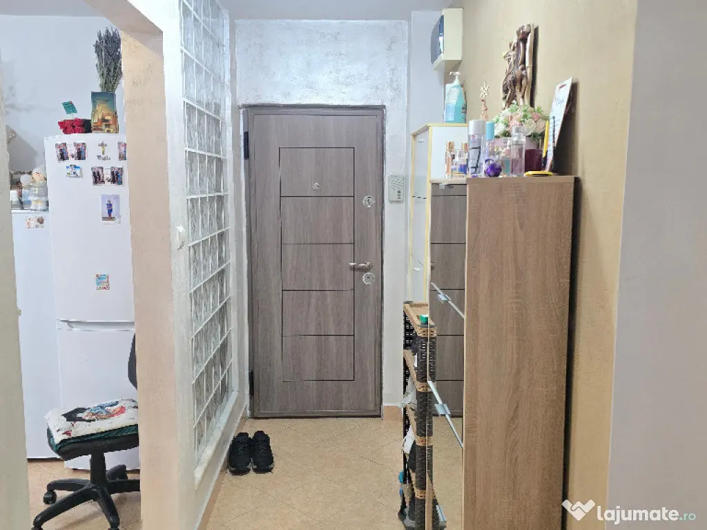 Vand apartament 3 camere decomandat in Deva, Pescarilor, parter inalt